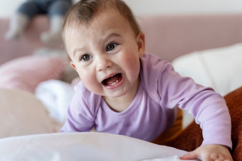 Quels sont les signes de fatigue chez bébé et comment y répondre ? Station Kids