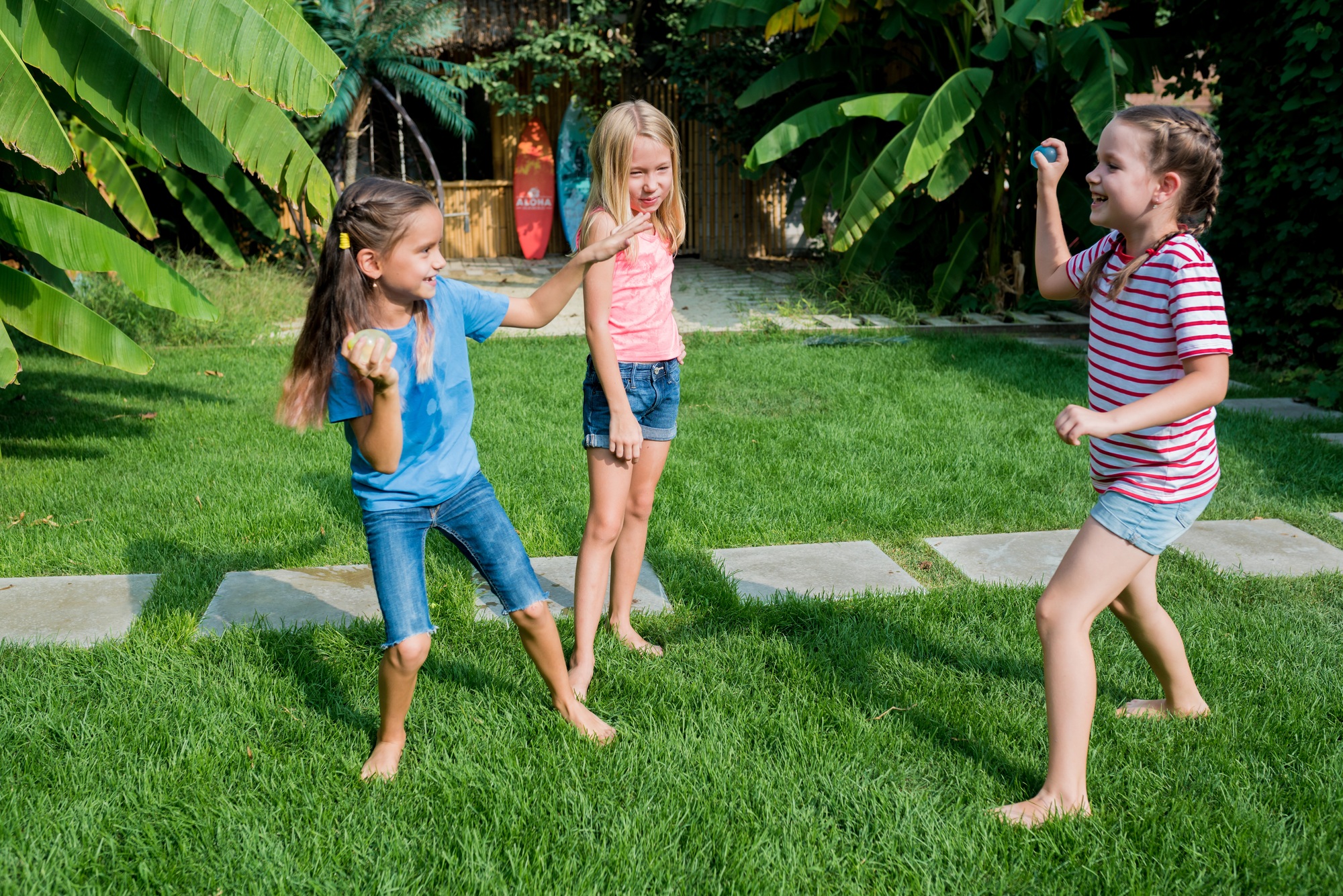 Fun baqckyard water balloons games for kids